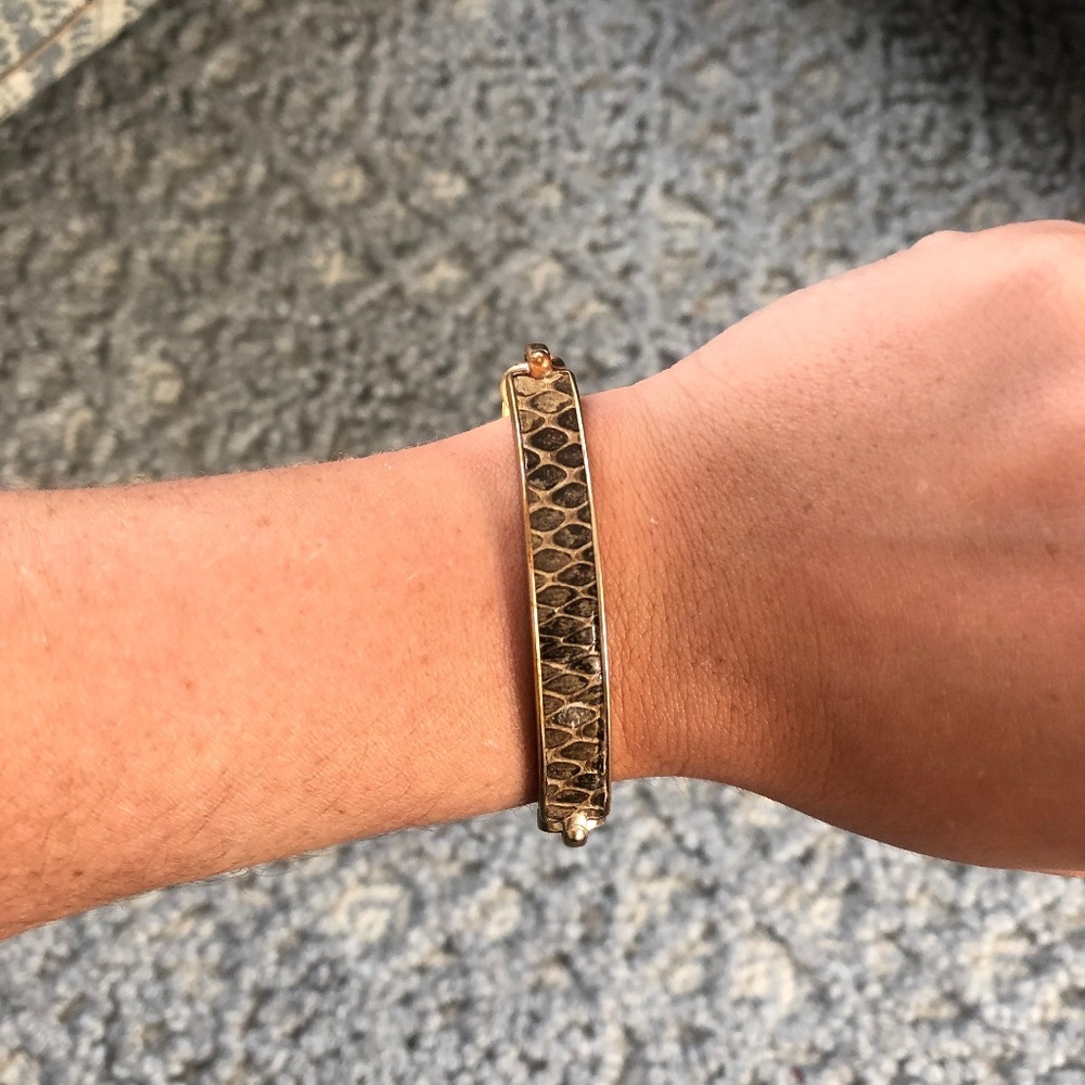 SAM EDELMAN Gold/Tortoise Shell Bracelet